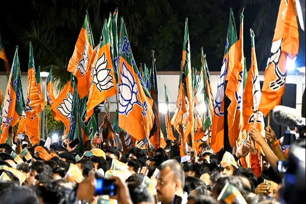 BJP Jila Adhyaksh in MP : आखिर अभी तक जारी क्यों नहीं हुई जिलाध्यक्षों की सूची? कहां फंसा पेंच? प्रदेश कार्यालय से जारी नहीं होगी लिस्ट, जानें क्यों..