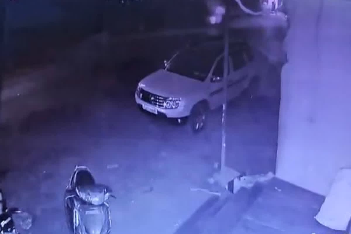 Bhilai Car Blast Revealed : “मेरी पत्नी का बिल्डर से है अवैध संबंध”, इस शक में किया था बम ब्लास्ट, इंजिनियर पति ने रिमोट बम से उड़ाया कार