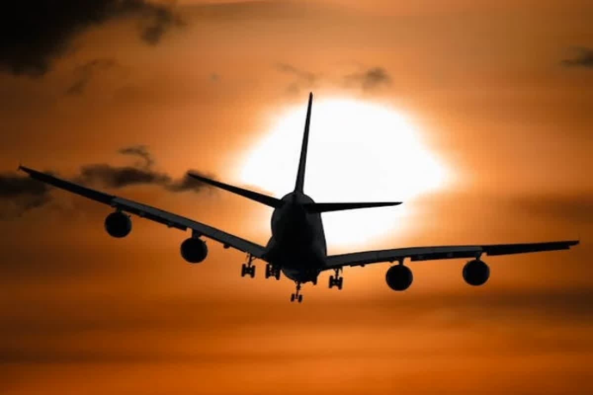 Air India Free WiFi: एयर इंडिया ने हवाई यात्रियों को दिया नए साल का तोहफा, अब फ्लाइट में मिलेगी ये खास सुविधा