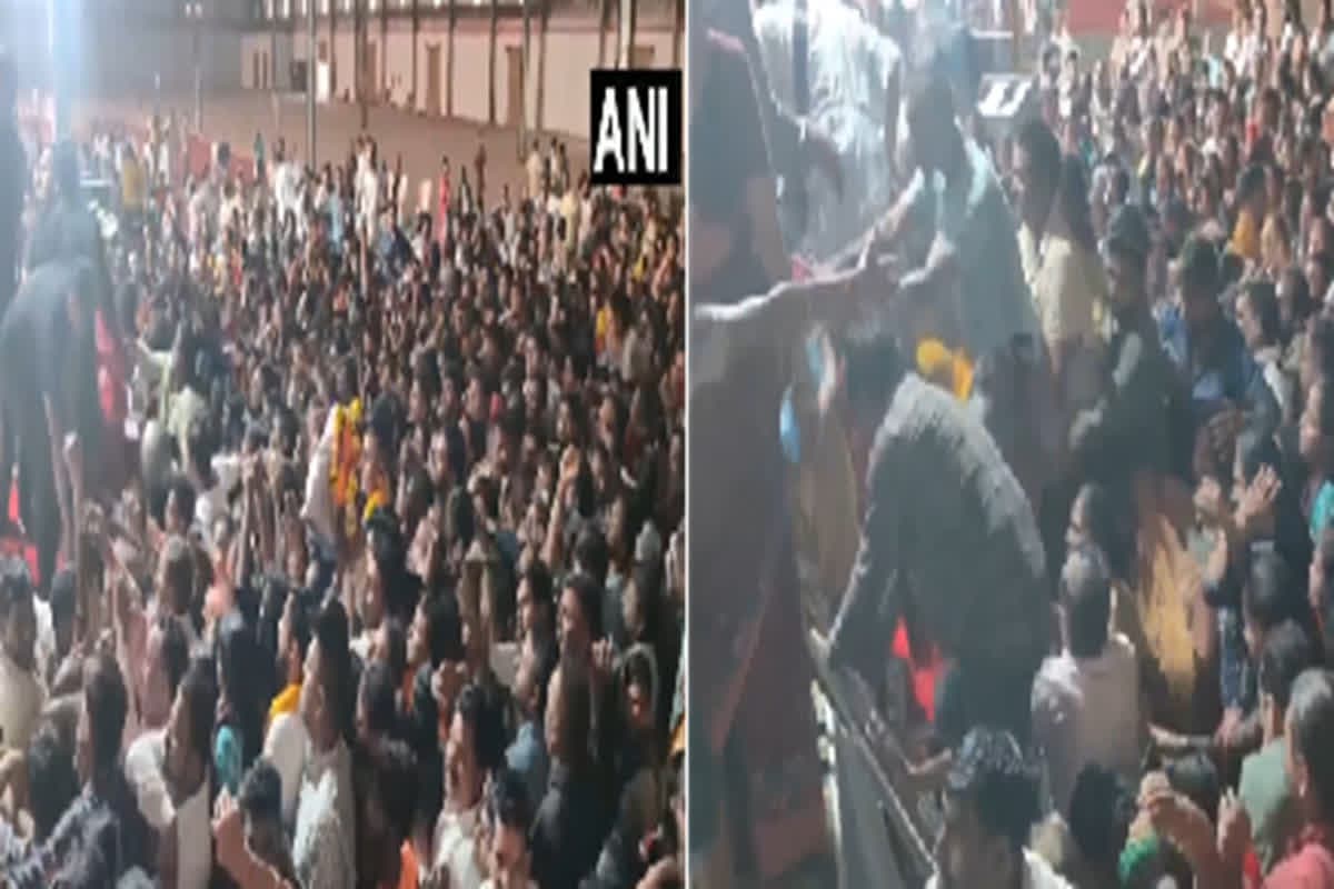 Stampede At Dhirendra Shastri Program: पंडित धीरेंद्र शास्त्री के कार्यक्रम में भगदड़, चारों तरफ मची चीख पुकार