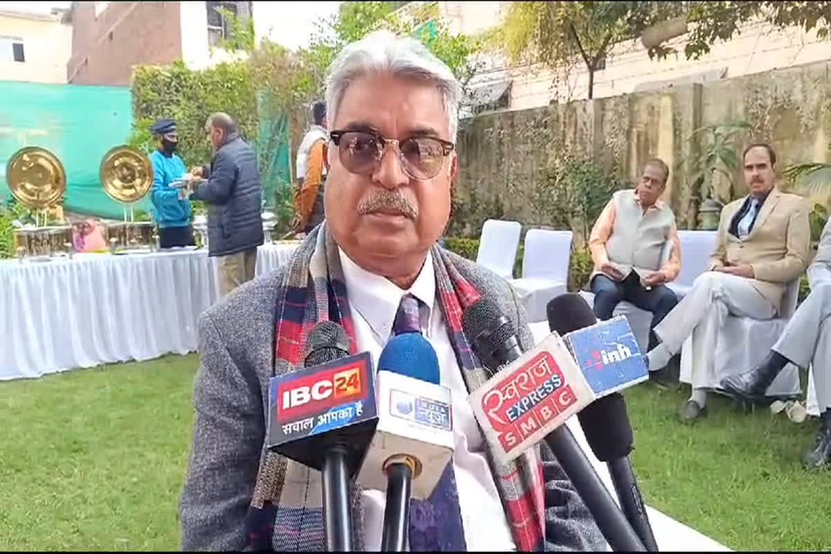 High Court in MP: हाईकोर्ट में 4 लाख से ज्यादा केस पेंडिंग, 1 जज पर 14 हजार मामले, रिटायर जज ने बताया कैसे सुलझाए जा सकते है केस