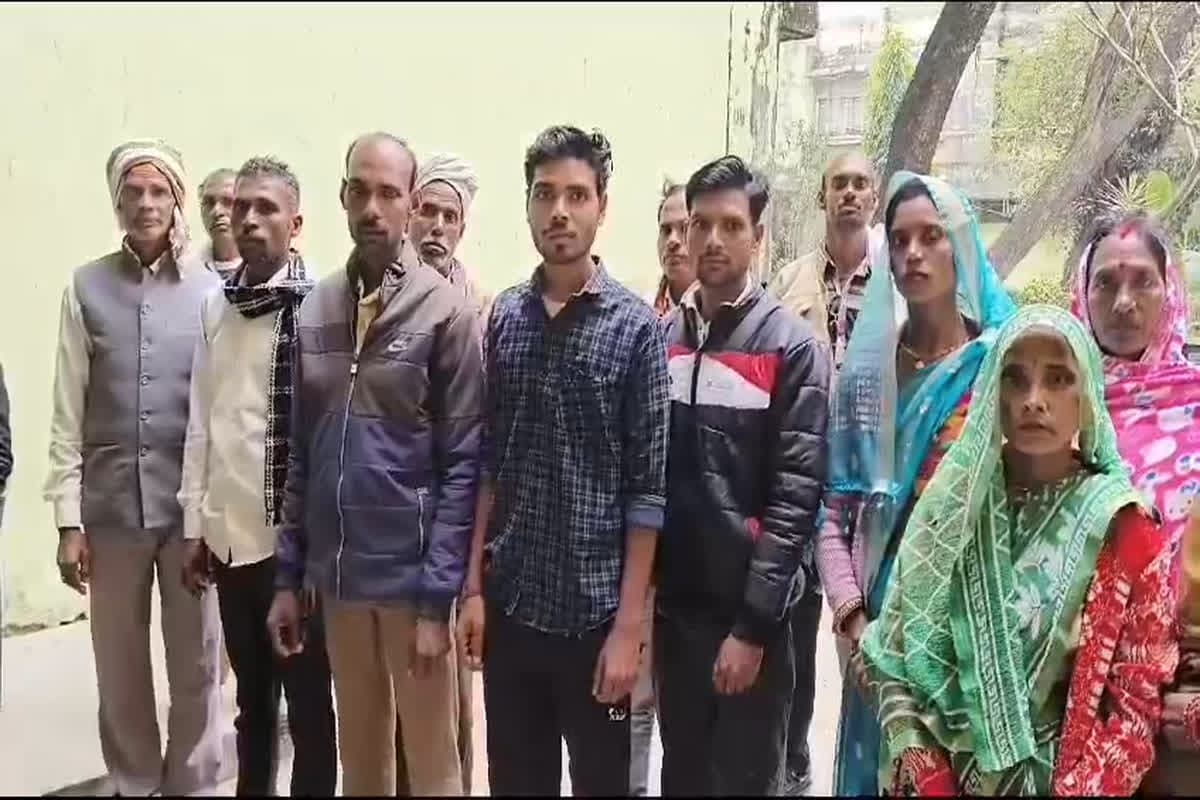 Bhind Village Name Change : सरपंच-सचिव और पटवारी का कारनामा, बदल दिया इस गांव का नाम, अब ग्रामीण हो रहे परेशान