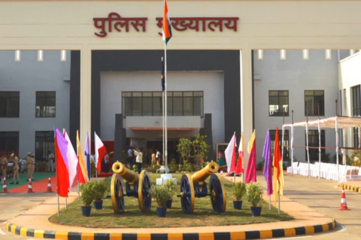 CG Police Bharti: आरक्षक भर्ती के पात्र अभ्यर्थियों की सूची जारी, लिखित परीक्षा के लिए 15 अगस्त तक यहां करना होगा पंजीयन