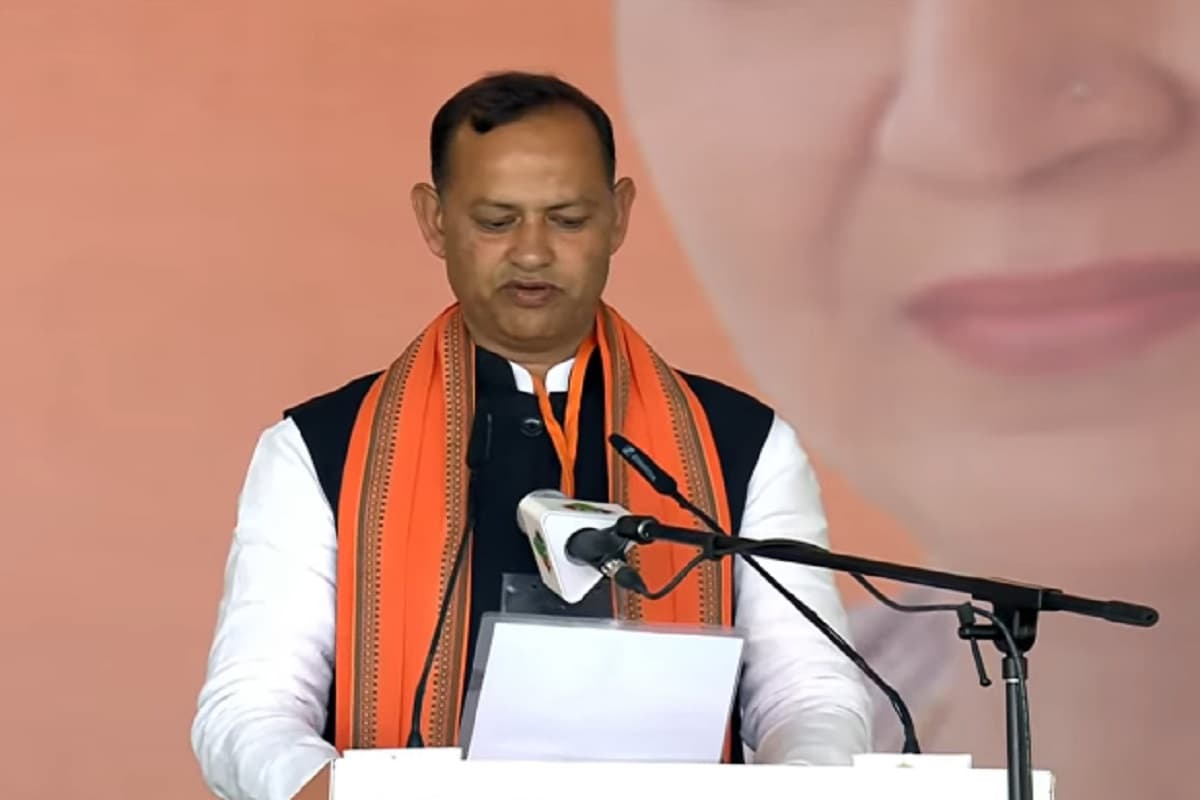 Delhi Govt Oath Ceremony: दिल्ली की रेखा सरकार में रविंद्र इंद्राज सिंह बने मंत्री, इस वजह से कैबिनेट में किए गए शामिल, जानें उनका सियासी सफर