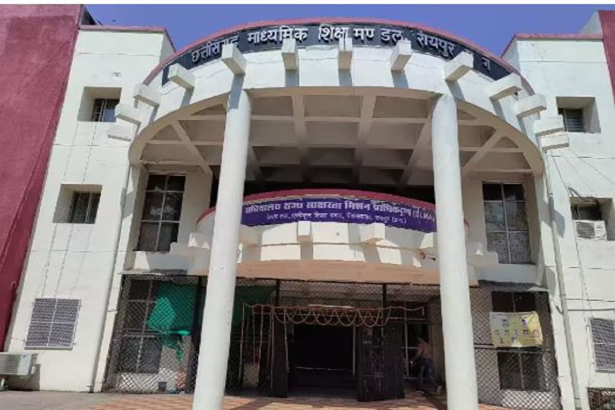 CG 10th, 12th Board Exam 2025: कल से शुरू होगी माशिमं की परीक्षाएं, प्रदेशभर में बनाए गए 2397 परीक्षा केंद्र, एग्जाम से पहले जरूर जान लें गाइडलाइंस