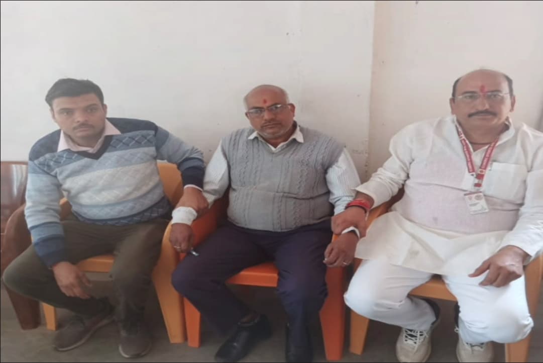 Satna News : EOW की बड़ी कार्रवाई.. तहसील कार्यालय के कर्मचारी को रिश्वत लेते पकड़ा रंगे हाथ, इस काम के लिए मांगे थे पैसे