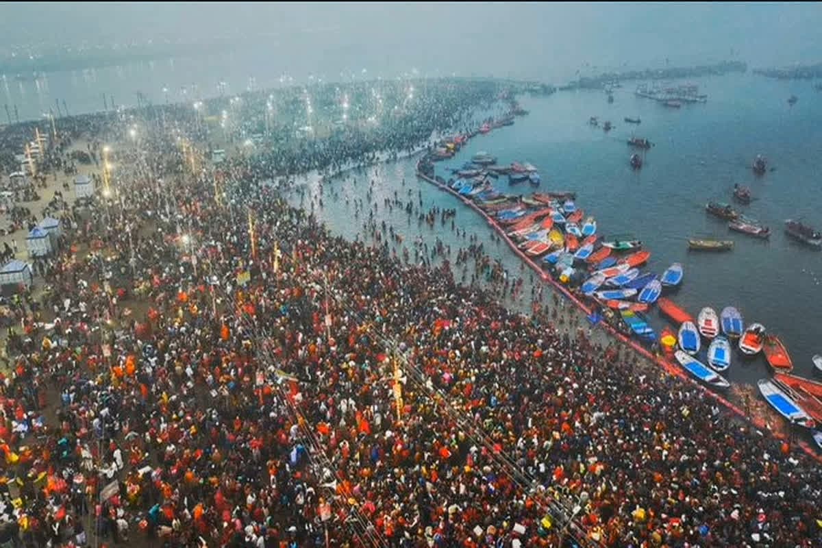 Mahakumbh Antim Amrit Snan Live: महाशिवरात्रि पर महाकुंभ का अंतिम स्नान.. सुबह से अब तक 60 लाख से ज्यादा श्रद्धालुओं ने संगम में लगाई डुबकी