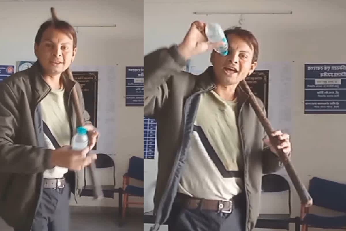 Ujjain Viral Video: हाथ में बोतल लिए ‘मुझको थोड़ी सी ताड़ी पिला दे’ गाने पर जमकर झूमे NHM के बाबू, वीडियो वायरल होते ही मचा बवाल