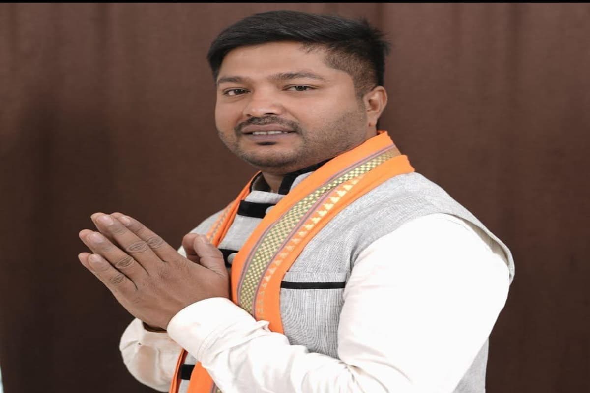 FIR Against BJP Parshad Ganesh Jaiswal: पेट में मारी लात, हाथों को नाखून से नकोड़ा.. बीजेपी पार्षद पर पत्नी ने लगाए गंभीर आरोप