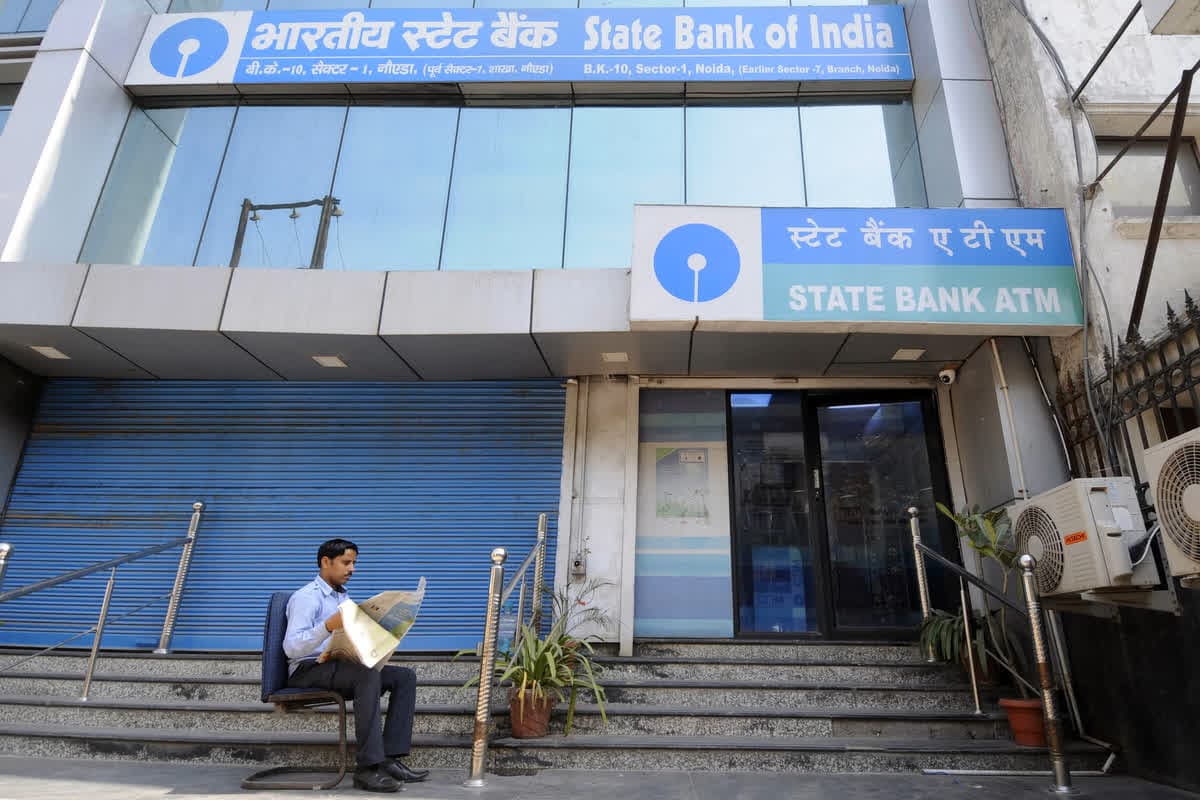Bank Holidays List March 2025: लगातार चार दिन बंद रहेंगे बैंक, पूरे महीने में 15 दिन नहीं होगा बैंकिंग से जुड़ा कामकाज, देखिए पूरी लिस्ट