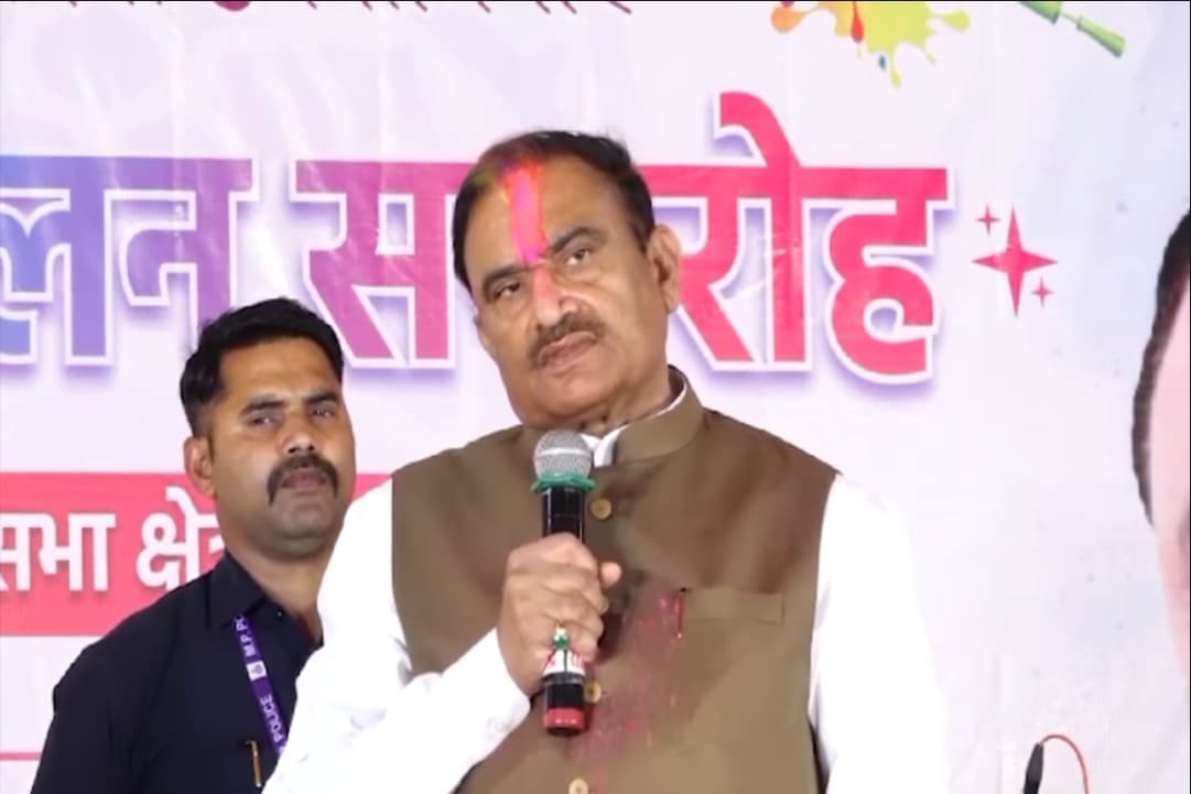 BJP MLA Bhupendra Singh Video Viral: ‘दो पैग पियो और होली मनाओ..’ होली मिलन समारोह में क्या बोल गए बीजेपी विधायक? सोशल मीडिया पर वायरल हो रहा वीडियो