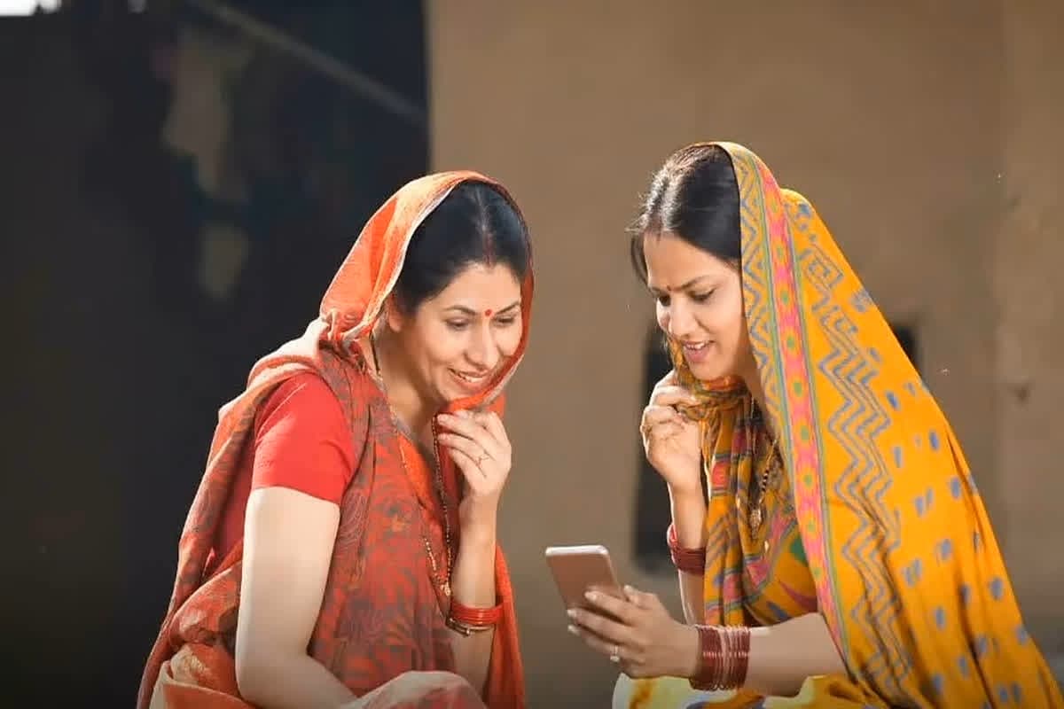 Majhi Ladki Bahin Yojana Latest Update: खुशखबरी.. लाडकी बहिनों के खाते में इस दिन खाते में आएंगे 2100 रुपए! एकनाथ शिंदे ने दिया अपडेट