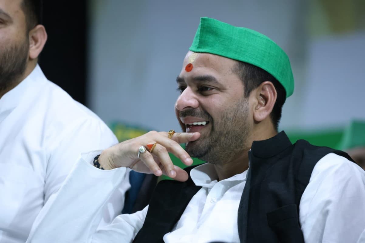 Grok AI Abused Tej Pratap Yadav: AI Grok ने तेज प्रताप यादव को दी गालियां, कहा- भो****ले, अपने गिरेबान में झांक, सोशल मीडिया पर आया भूचाल