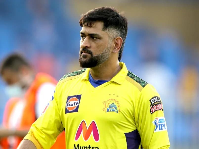 Dhoni Became Captain: एक बार फिर चेन्नई सुपर किंग्स के कप्तान बने धोनी, इस वजह से टीम से बाहर हुए गायकवाड़