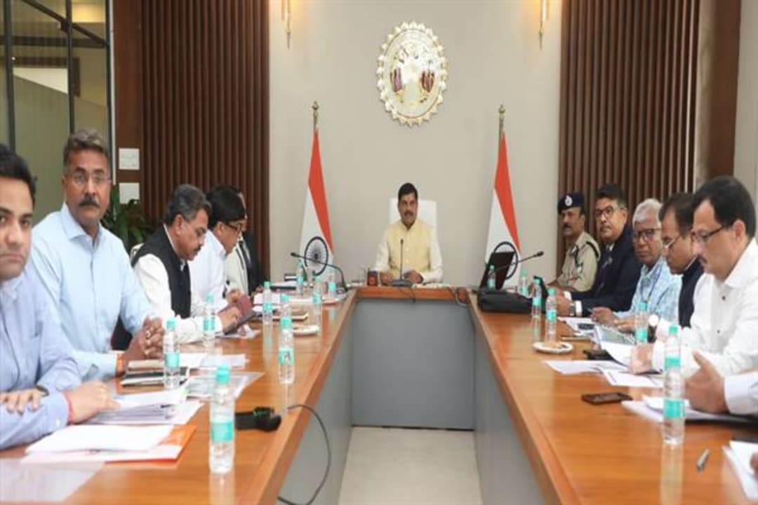 CM Dr. Mohan Yadav on Naxalites: सीएम डॉ. मोहन यादव ने की कानून व्यवस्था की समीक्षा, कहा- ‘मध्यप्रदेश में नक्सलियों का किया जाएगा खात्मा’