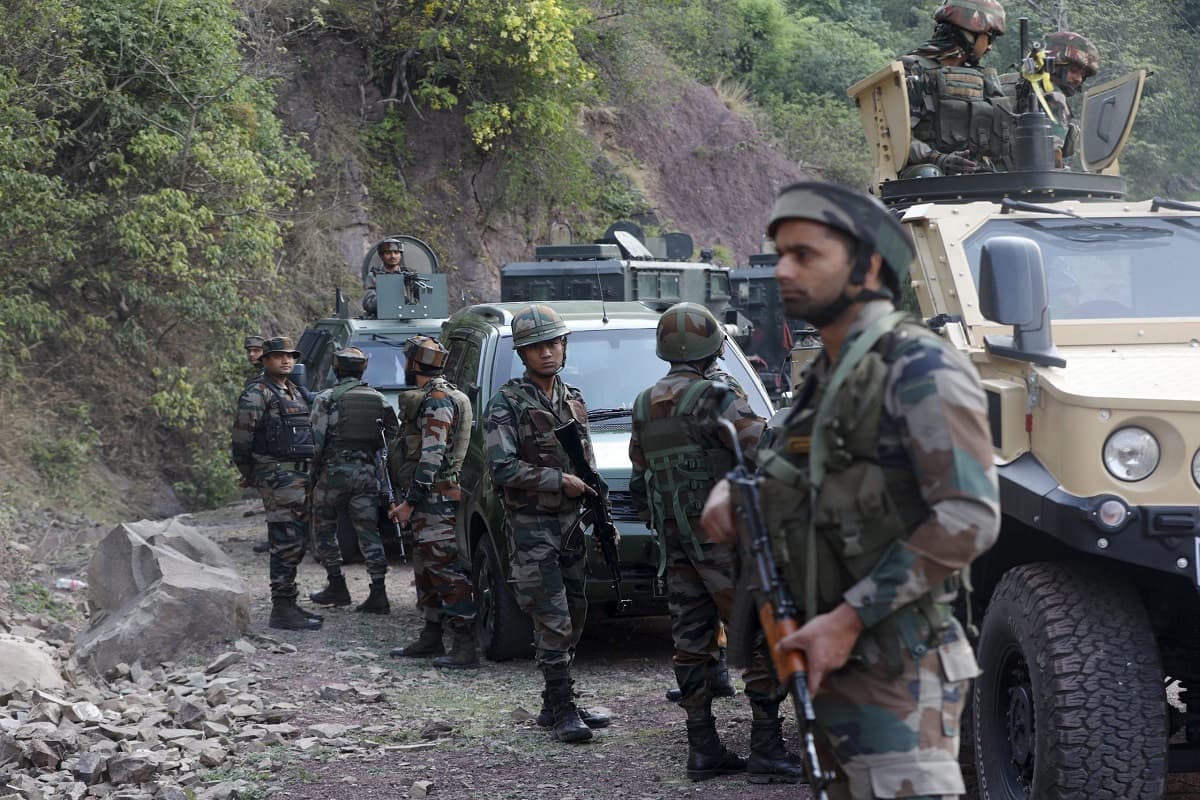 Pahalgam Attack Latest Update: पर्यटकों पर हमले के बाद एक्शन, सुरक्षाबलों ने 175 लोगों को लिया हिरासत में, मची खलबली