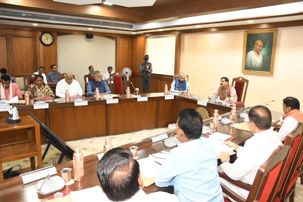 MP Cabinet Meeting Decisions: मोहन कैबिनेट की बैठक खत्म, ट्रांसफर पॉलिसी लाने का निर्णय समेत इन प्रस्तावों पर भी लगी मुहर