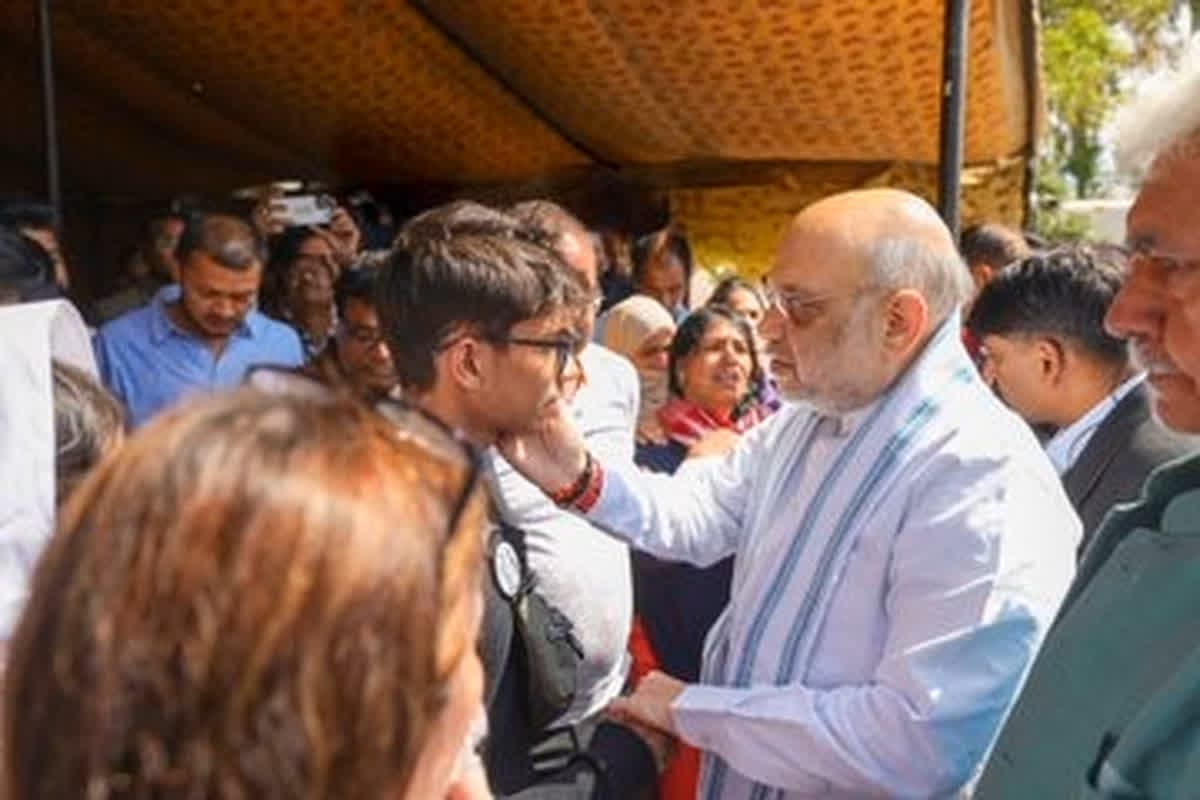 Amit Shah on Pahalgam Terror Attack: ‘अपनों को खोने का दर्द हर भारतीय..’ पहलगाम आतंकी हमले के पीड़ितों को केंद्रीय गृहमंत्री ने दिलाया विश्वास, कही ये बड़ी बात