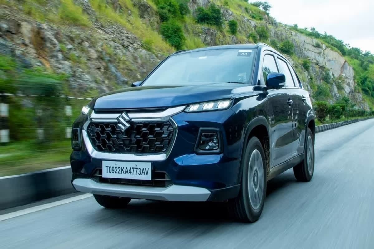 Grand Vitara CNG Latest Update: क्या बंद हो गई मारुति की ये पॉपुलर CNG कार? वेबसाइट से अचानक गायब होने पर चौंके लोग
