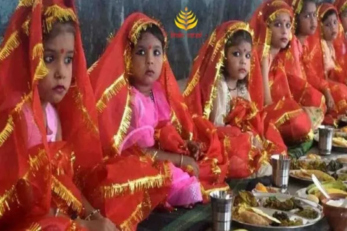 Navratri Ashtami Puja Muhurat 2025: महाअष्टमी पर ग्रहों का अद्भुत संयोग, कन्या पूजन का ये है शुभ मुहूर्त, जानें मां महागौरी की पूजा विधि सहित अन्य बातें