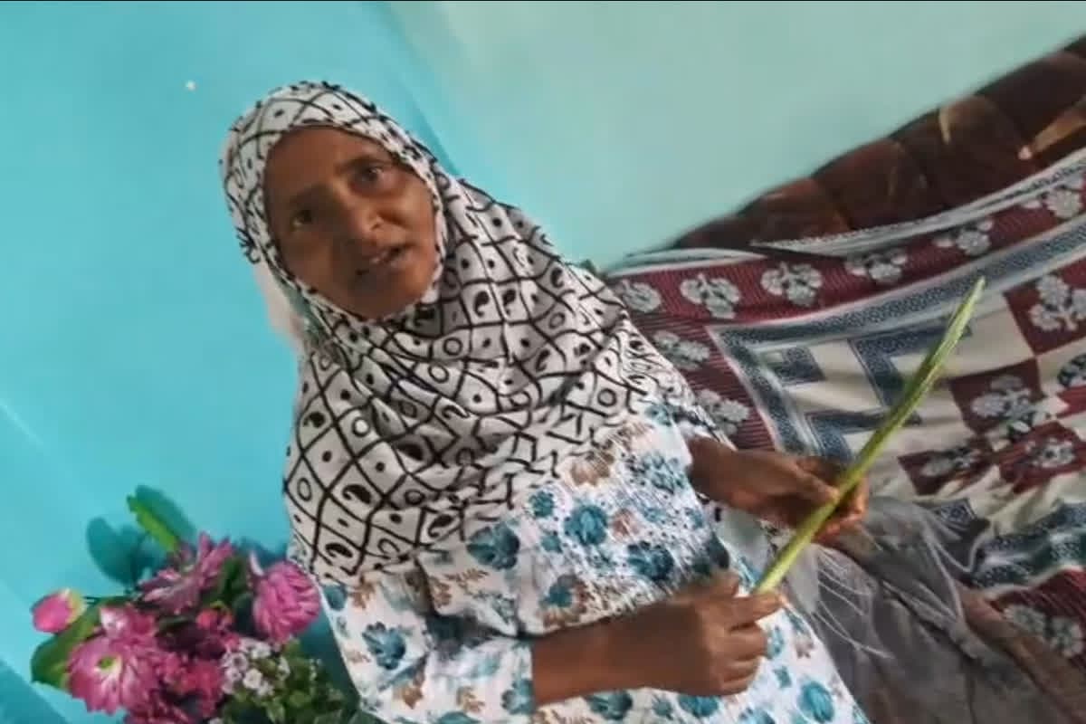 Bilaspur Conversion News: मिशनरियों के निशाने पर न्यायधानी! यहां फिर चल रहा धर्मांतरण का खेल, दो संदिग्ध हिरासत में, इस बहाने से बुलाए गए थे लोग