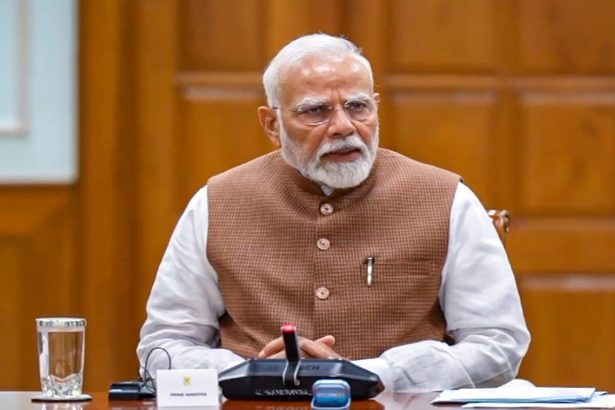 Pakistan Ceasefire Violence: ‘वहां से चलेगी गोली तो यहां से चलेगा गोला’… सीजफायर उल्लंघन पर मोदी ने दिए सख्त निर्देश