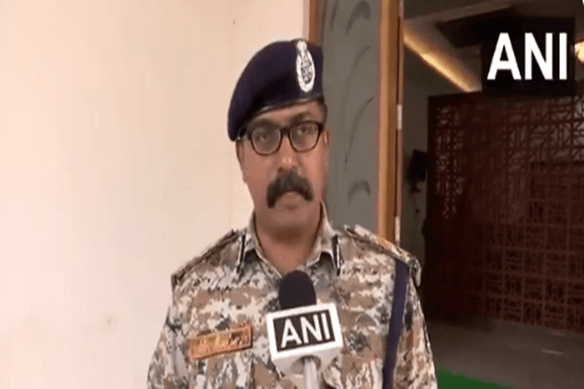 Chhattisgarh Naxal Operation: “नक्सलियों का अब नहीं बचा कोई लीडर, संगठन खात्मे की कगार पर”, बस्तर IG पी सुंदरराज का बड़ा बयान