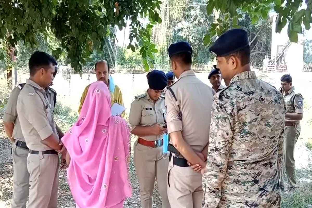 Gwalior News: पत्नी को गैर मर्द के साथ बिस्तर में देख आग बबूला हुआ पति, फिर कर दिया ऐसा कांड की उड़े लोगों के होश
