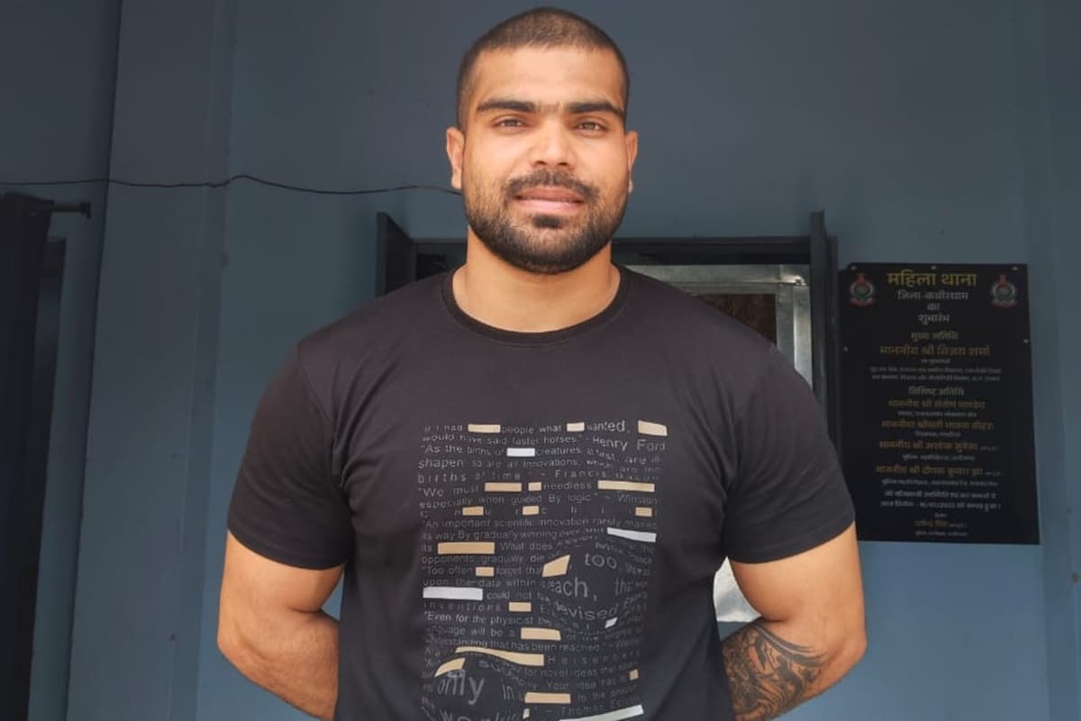 Kawardha News: 6 साल से युवती का शारीरिक शोषण कर रहा था नेशनल बॉडी बिल्डर, फिर चुपके से कर ली दूसरी युवती से सगाई, गिरफ्तार