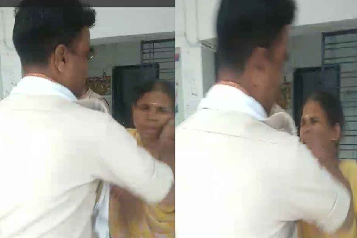 Police slapped a woman: शर्मसार हुई खाकी वर्दी, चोरी की शिकायत लेकर थाने पहुंची महिला को पुलिस जवान ने मारा थप्पड़, वीडियो आया सामने