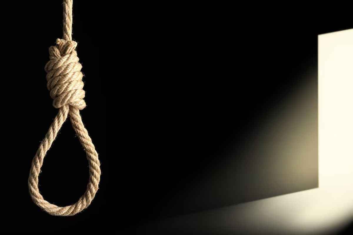 Muzaffarnagar News: दो अलग-अलग इलाके में फांसी के फंदे से लटकी मिली महिलाओं के शव, इलाके में फैली सनसनी, जानें क्या है पूरा मामला