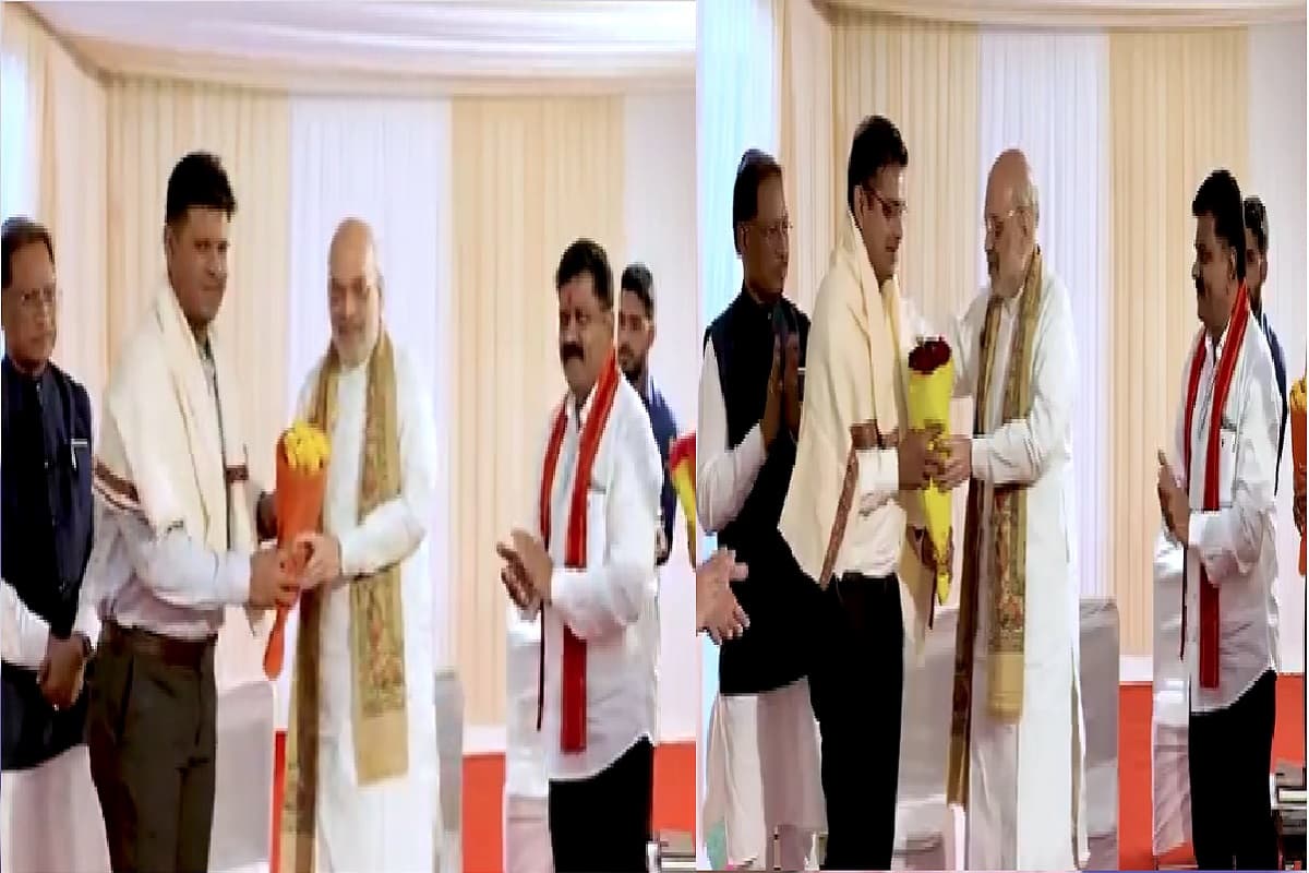 HM Amit Shah News: नक्सल मोर्चे पर तैनात अधिकारियों को केंद्रीय गृह मंत्री अमित शाह ने किया सम्मानित, कहा- जल्द आऊंगा छत्तीसगढ़