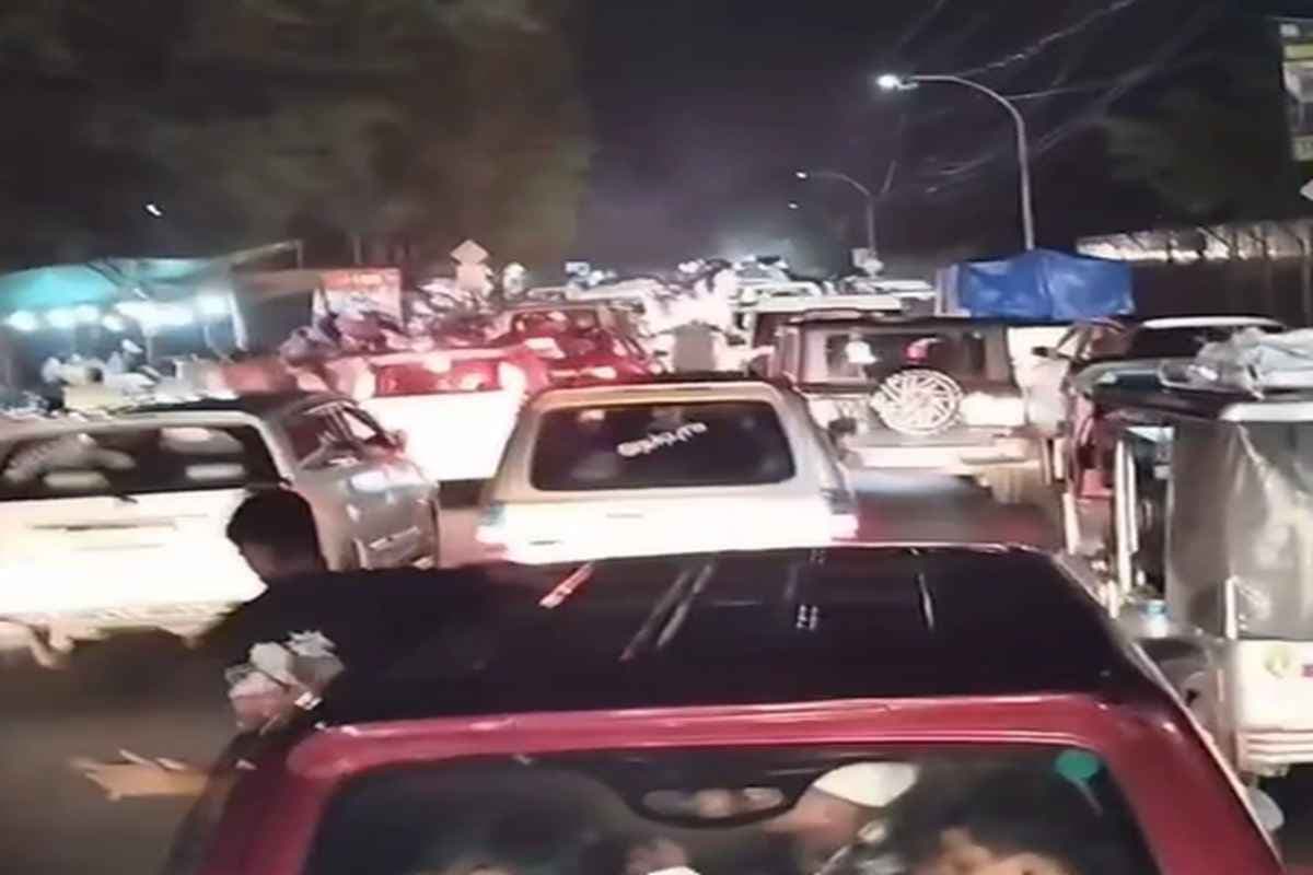 Jabalpur Viral Video: युवक ने जेल से छूटते ही मनाया जश्न, आतिशबाजी कर निकाला जुलूस, रील बनाकर सोशल मीडिया में किया वायरल