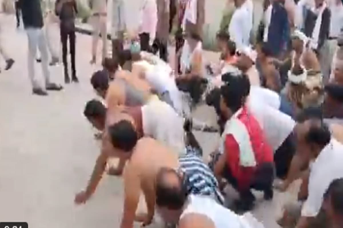 MP News: ‘आखिर उनकी मेहनत का मोल कब मिलेगा?’ मूंग खरीदी में देरी से किसानों ने जताया विरोध, कांग्रेस नेता प्रतिपक्ष ने भाजपा पर साधा निशाना