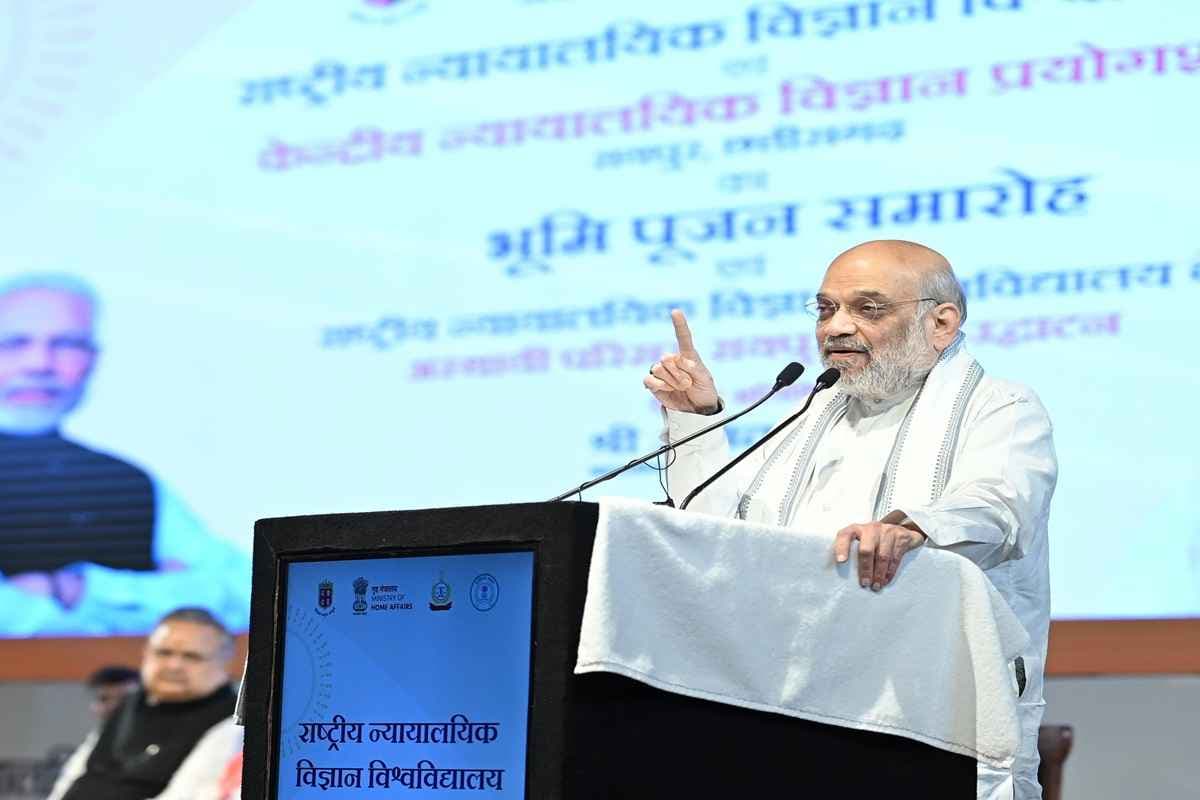 CG News: केंद्रीय गृह मंत्री अमित शाह ने की नक्सलियों से आत्मसमर्पण करने की अपील, कहा- ‘वर्षा ऋतु में भी चलेगा नक्सल विरोधी अभियान’
