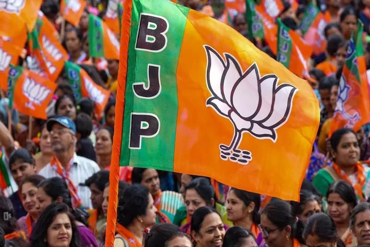 UP BJP New President: बीजेपी प्रदेश अध्यक्ष के लिए हाईकमान को भेजी गई इन 6 नामों की लिस्ट, पूर्व डिप्टी CM का नाम भी शामिल