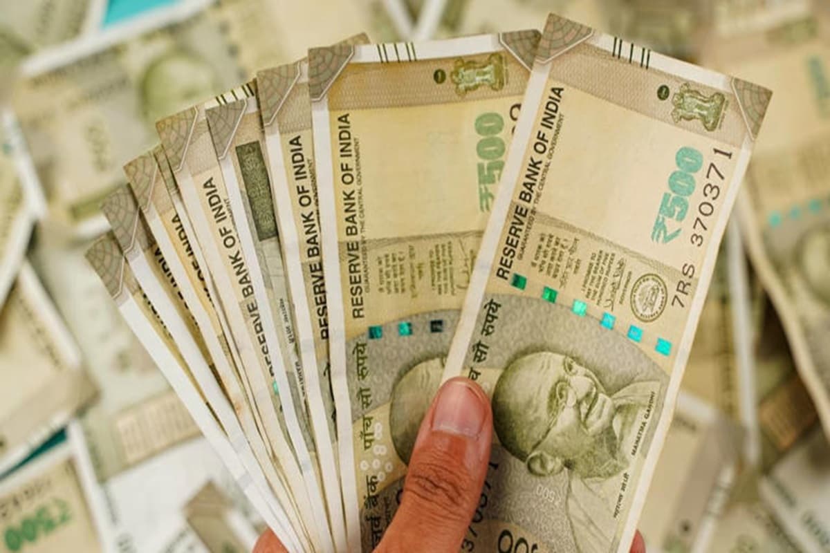 DA Hike Latest News: महंगाई भत्ते में फिर हुई ताबड़तोड़ बढ़ोतरी, अब हर महीने मिलेगा इतना DA, त्योहारी सीजन में सरकारी कर्मचारियों को सरकार का तोहफा