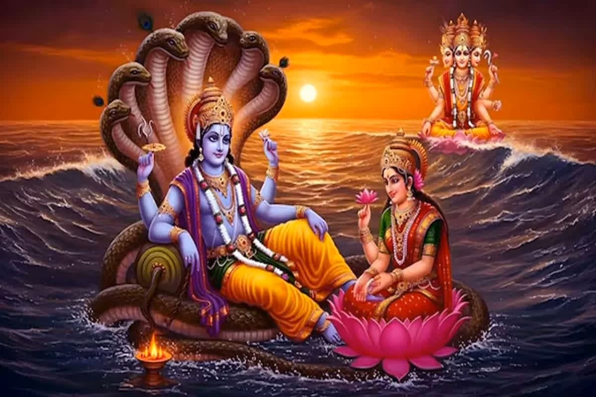 Devshayani Ekadashi Vrat Katha: इस कथा के बिना अधूरा माना जाता है देवशयनी एकादशी का व्रत, शाम के समय जरूर करें इसका पाठ