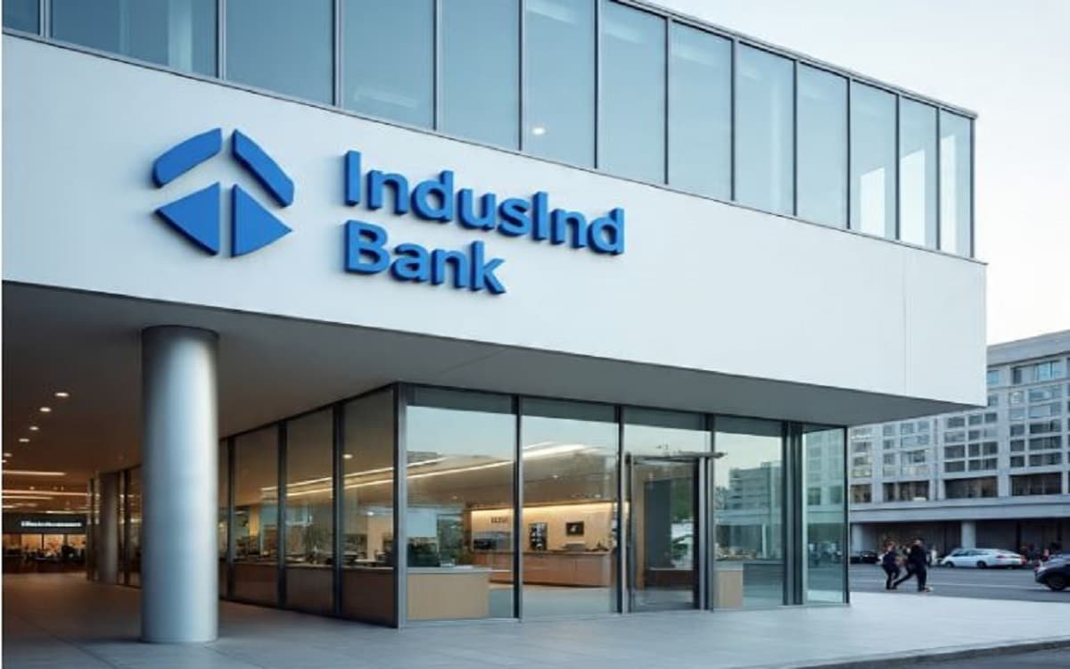 Indusind Bank Share Price: इंडसइंड बैंक के स्टॉक में अचानक गिरावट! ब्रोकरेज की रिपोर्ट ने बढ़ाई बेचैनी, अब क्या करें निवेशक?…