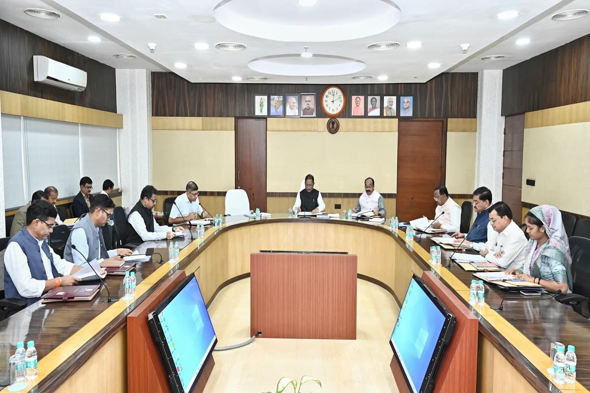 Sai Cabinet Meeting: वेतनमान को लेकर साय कैबिनेट का बड़ा फैसला, इतनी बढ़ सकती है सैलरी