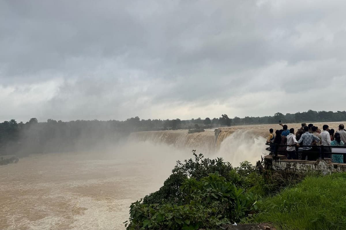 CG Tourism Place: छुट्टियों में बस्तर घूमने का प्लान? ‘मानसून ट्रैक’ में मिलेगा प्रकृति और रोमांच का मेल