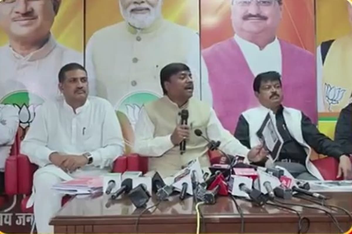 BJP PC Raipur: कोयला खदान के लिए पेड़ों की कटाई का मामला, भाजपा ने उठाए भूपेश बघेल पर सवाल, सबूतों के साथ किया बड़ा खुलासा