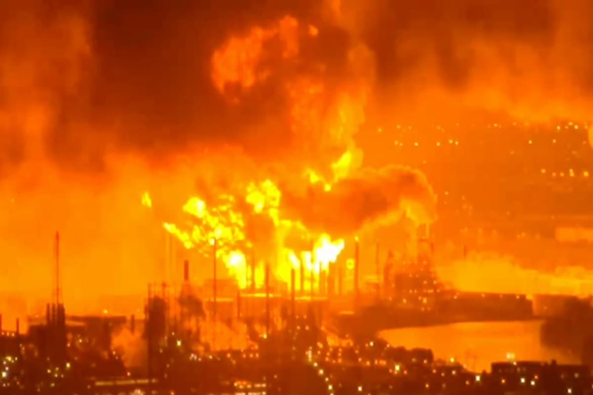 Tragic Explosion in Philadelphia: जोरदार धमाके के दहला ये शहर.. कई मकान क्षतिग्रस्त, इतने की मौत, दो लोग घायल