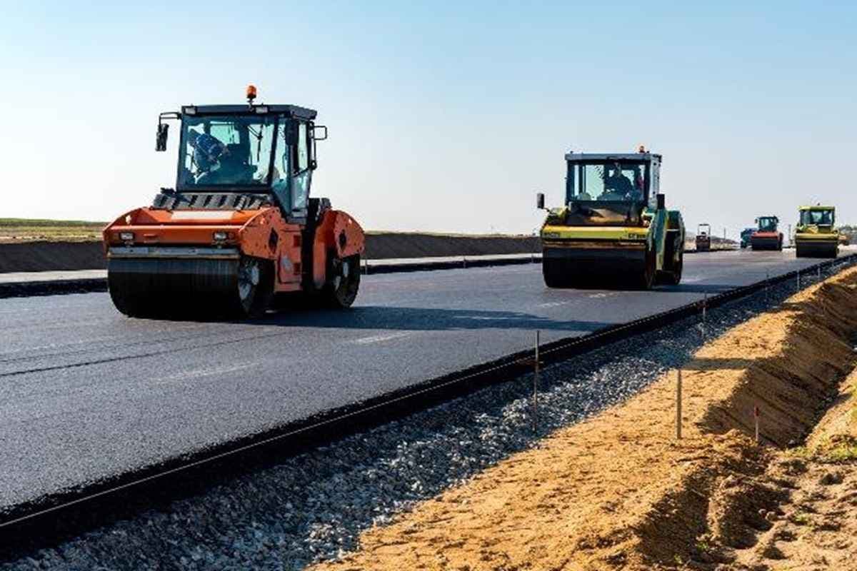 Road Made Of Plastic Waste: प्लास्टिक कचरे से छत्तीसगढ़ के वनांचल में बन रही सड़कें, साय सरकार गढ़ रही नवाचार के नए प्रतिमान