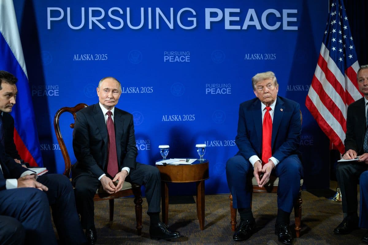 Trump-Putin Meeting Update: अलास्का में ट्रंप-पुतिन की 3 घंटे की गुप्त बैठक खत्म, समझौता अब भी अधूरा… जानें अंदर बैठक में क्या-क्या हुआ?
