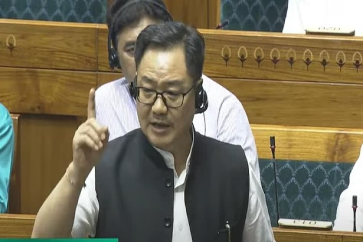 Kiren Rijiju: लोकसभा में 8 आठ विधेयकों को मंजूरी, संसद में टकराव पर रिजिजू का तीखा जवाब, बोले– अब आखिरी अपील