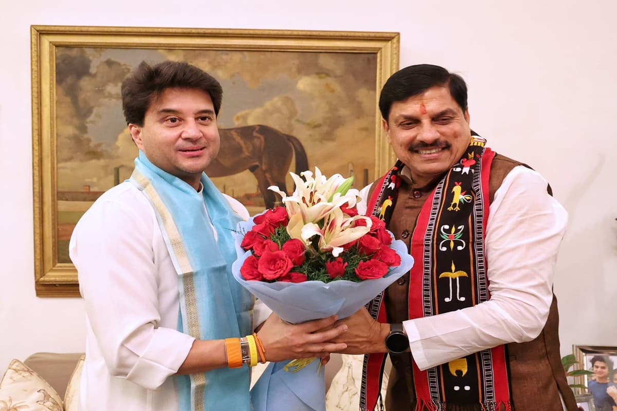 CM Mohan Yadav Delhi Visit: दिल्ली दौरे पर मुख्यमंत्री डॉ. मोहन यादव, केंद्रीय मंत्री ज्योतिरादित्य सिंधिया से की मुलाकात, इन मुद्दों को लेकर हुई दोनों के बीच चर्चा