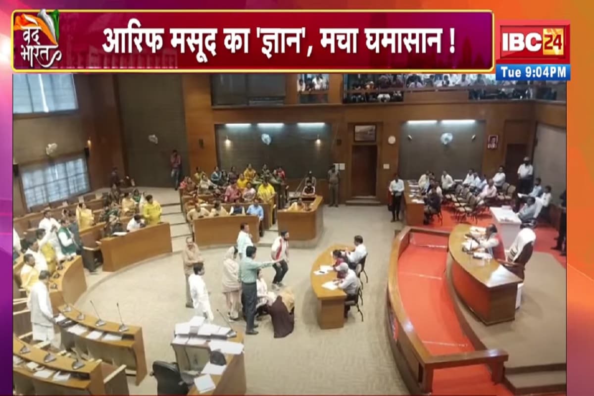 Vande Bharat: शहीदों के मजहब पर जुबानी जंग! आरिफ मसूद का ‘ज्ञान’, मचा घमासान!