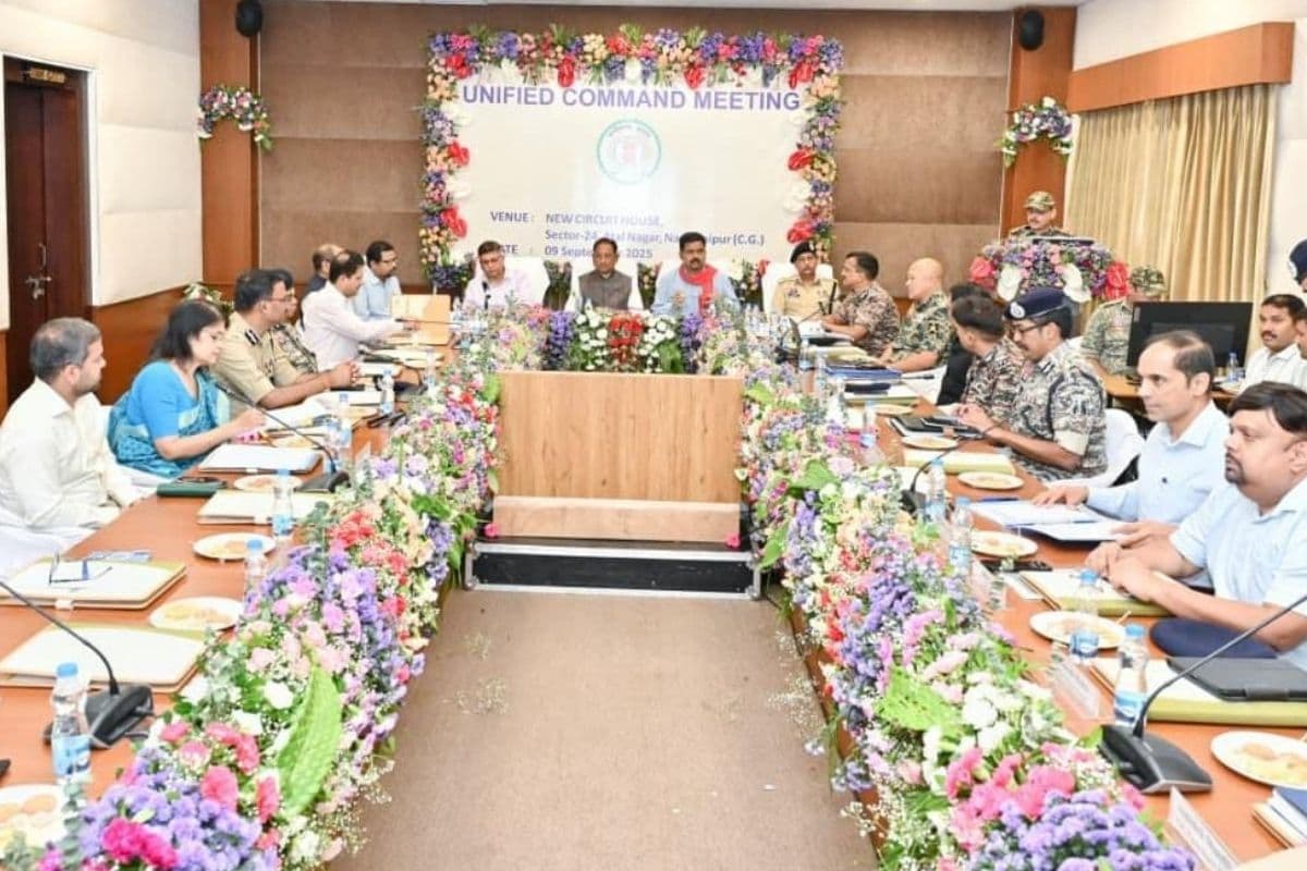CG News: सीएम विष्णु देव साय की अध्यक्षता में यूनिफाइड कमांड की अहम बैठक, नक्सल विरोधी अभियान और विकास कार्यों की समीक्षा