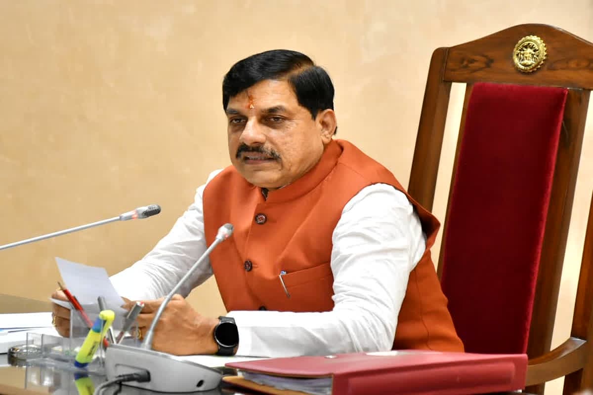 Chhindwara Cough Syrup Case: जहरीले कफ सिरप से प्रभावित बच्चों के इलाज का खर्च उठाएगी मोहन सरकार, नागपुर में तैनात रहेगी डॉक्टर्स और प्रशासनिक अधिकारियों की टीम, सीएम यादव ने दिए निर्देश